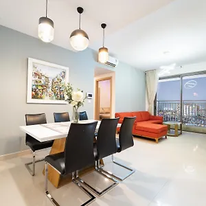 Hotel Yo's Homes Rivergate Infinity Pool Near District 1, Ho Chi Minh City