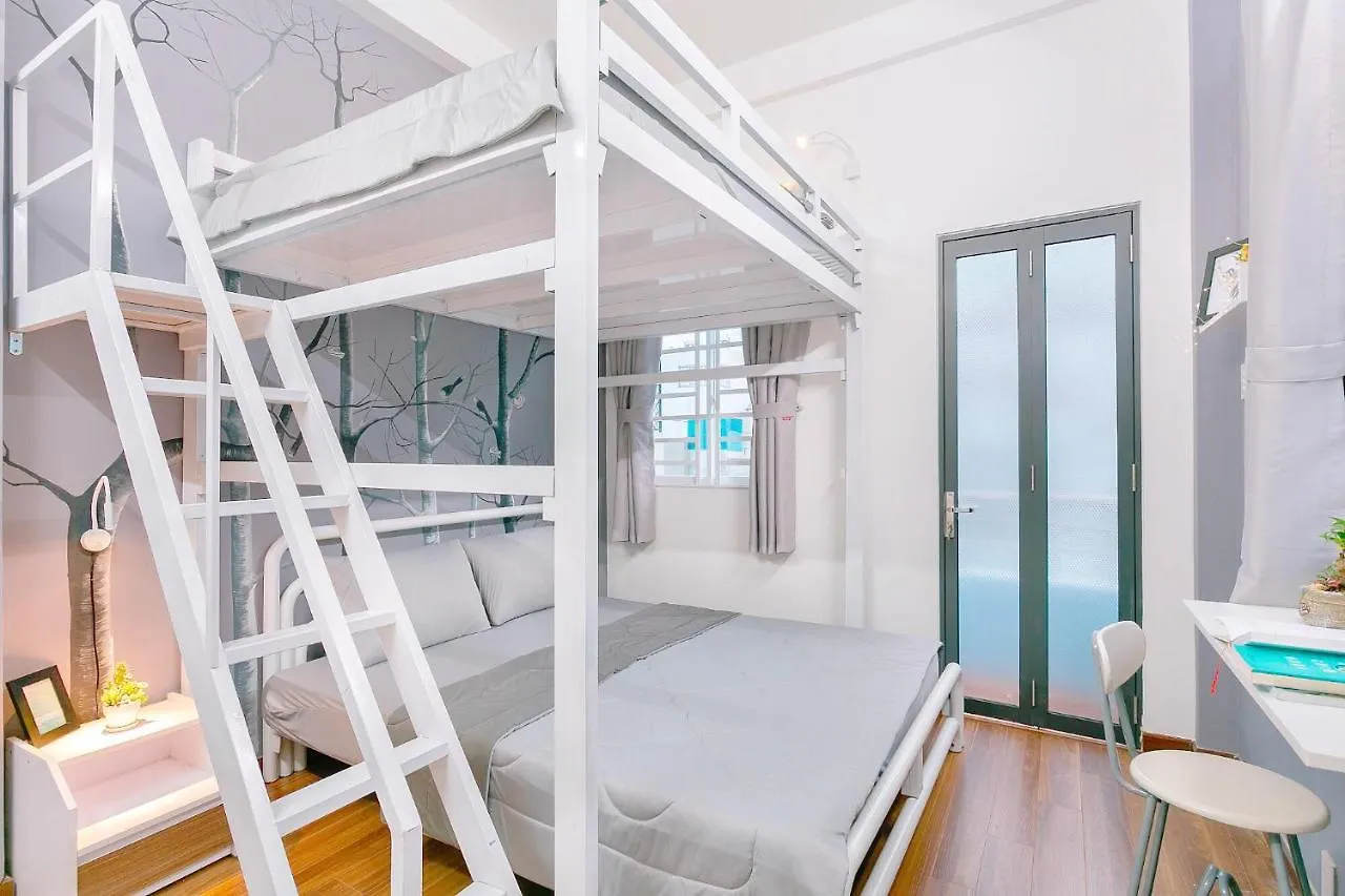 Гостевой дом Qcub3 Homestay Хошимин